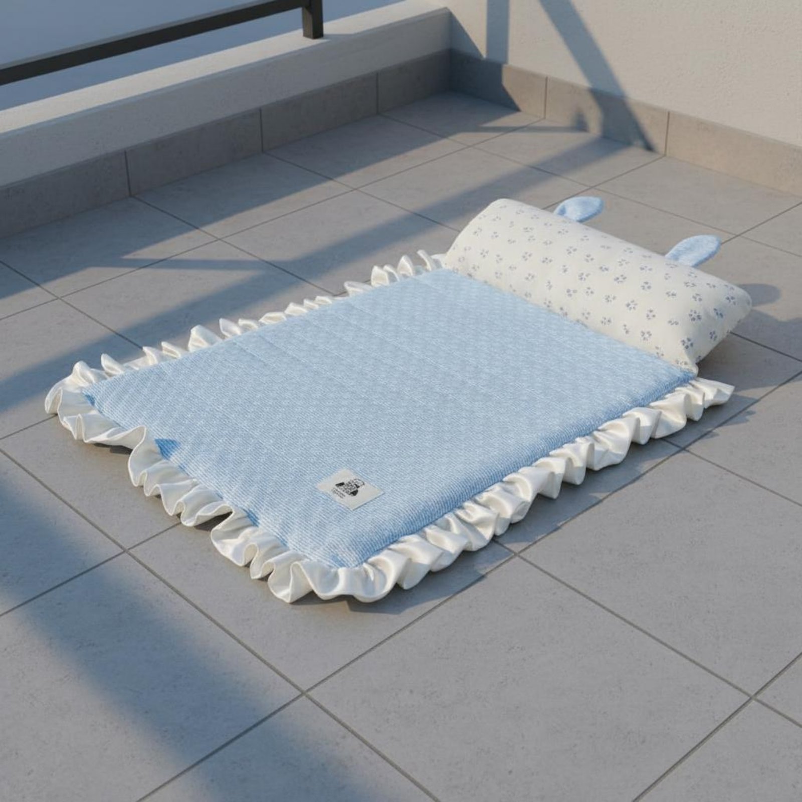 سجادة تبريد للكلاب بتصميم أذن  - مراجعة Dog Cooling Mat وسعره