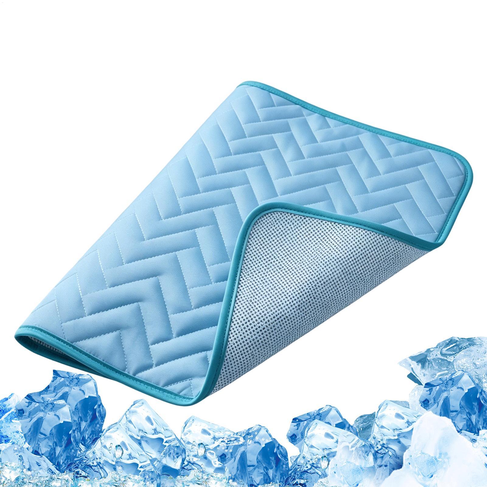 بساط تبريد للكلاب، وسادة تبريد - مراجعة Dog Cooling Mat وسعره